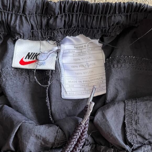 Vintage 90s Nike Black Mens L Nylon Sporty Athletic Windbreaker Swishy Pants - Picture 5 of 13